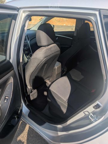 יונדאי i30