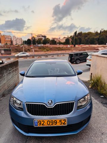 סקודה אוקטביה