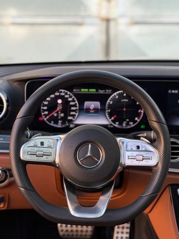מרצדס-בנץ E-class
