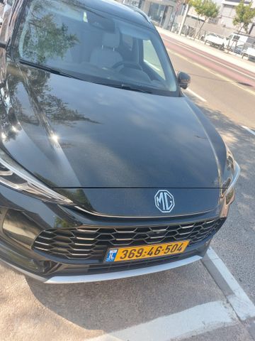 מודעת רכב אם ג'י ZS