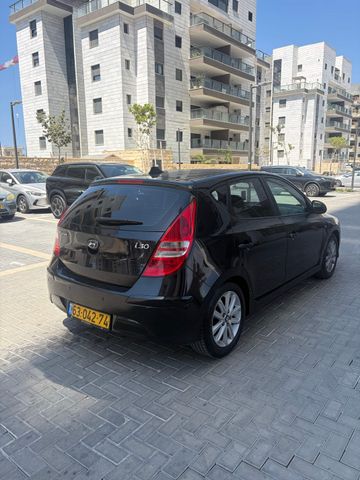 יונדאי i30