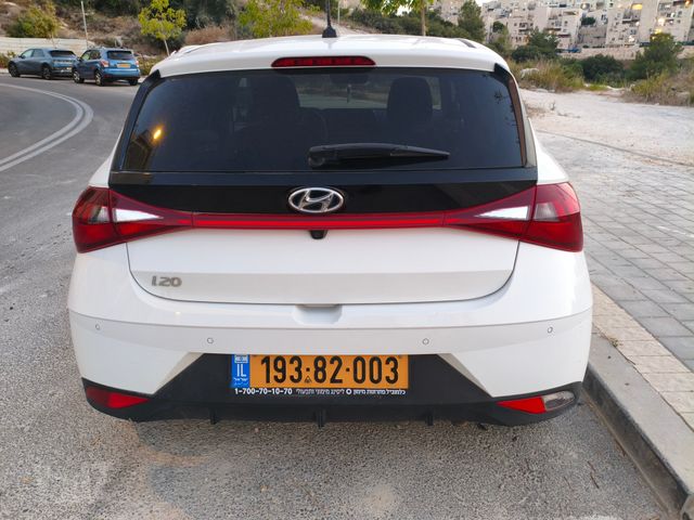 יונדאי i20