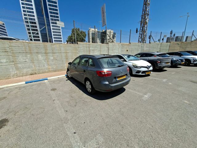 סיאט איביזה