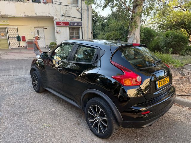 ניסאן ג'וק