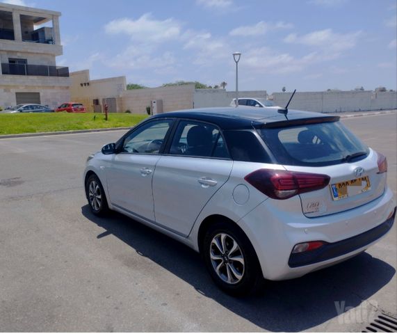 יונדאי i20