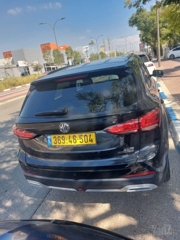 אם ג'י ZS