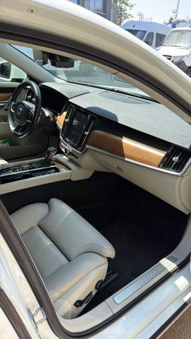 וולוו S90