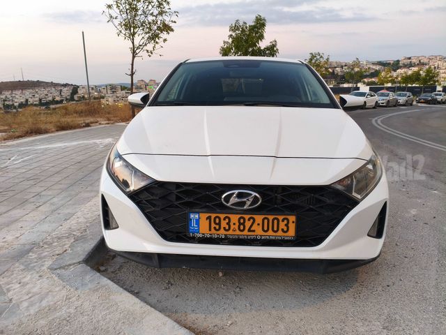 יונדאי i20