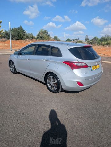 יונדאי i30