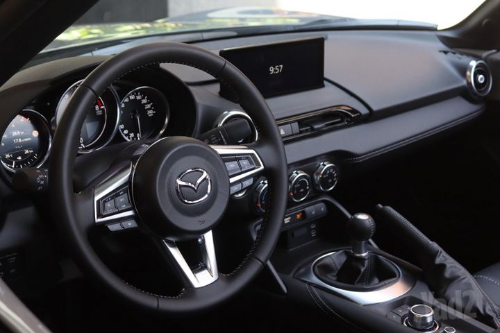מאזדה MX-5
