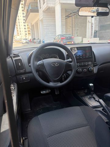 יונדאי i30
