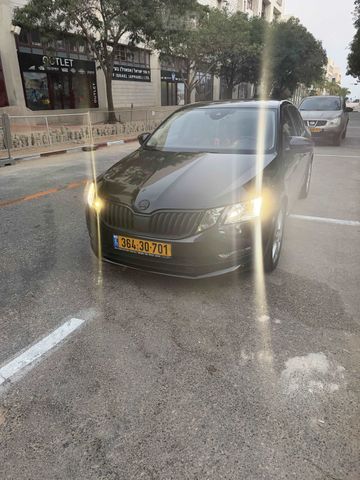 סקודה אוקטביה