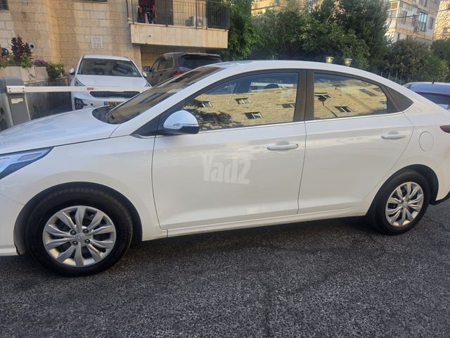 יונדאי אקסנט i25