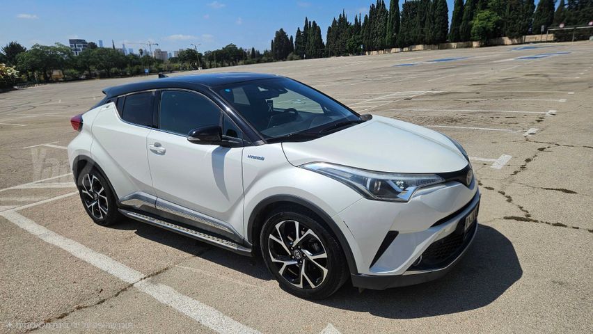 טויוטה C-HR