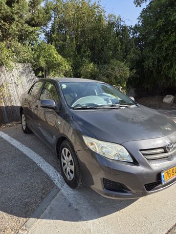 טויוטה קורולה