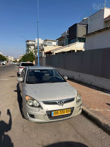 יונדאי i30
