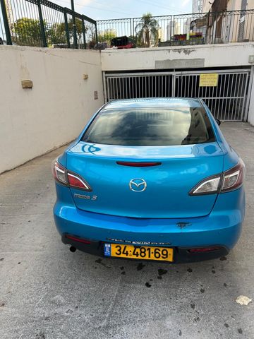 מאזדה 3