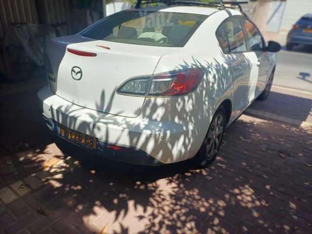 מאזדה 3