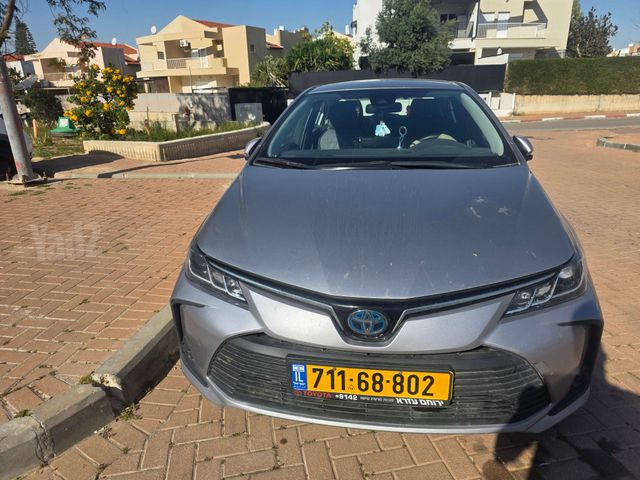 טויוטה קורולה
