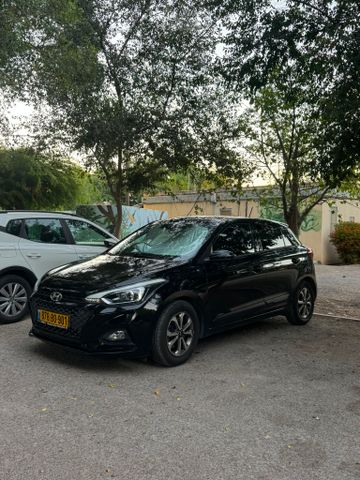 מודעת רכב יונדאי i20