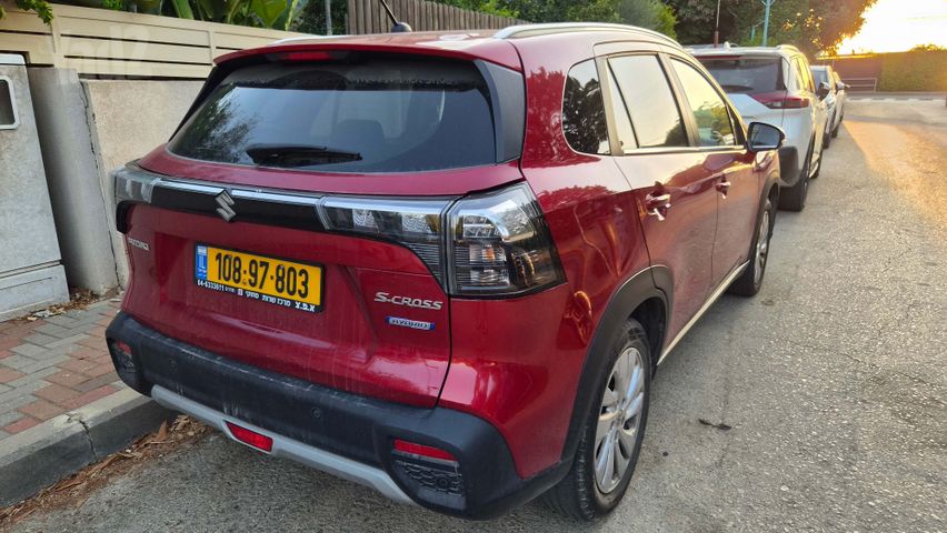 סוזוקי S-Cross