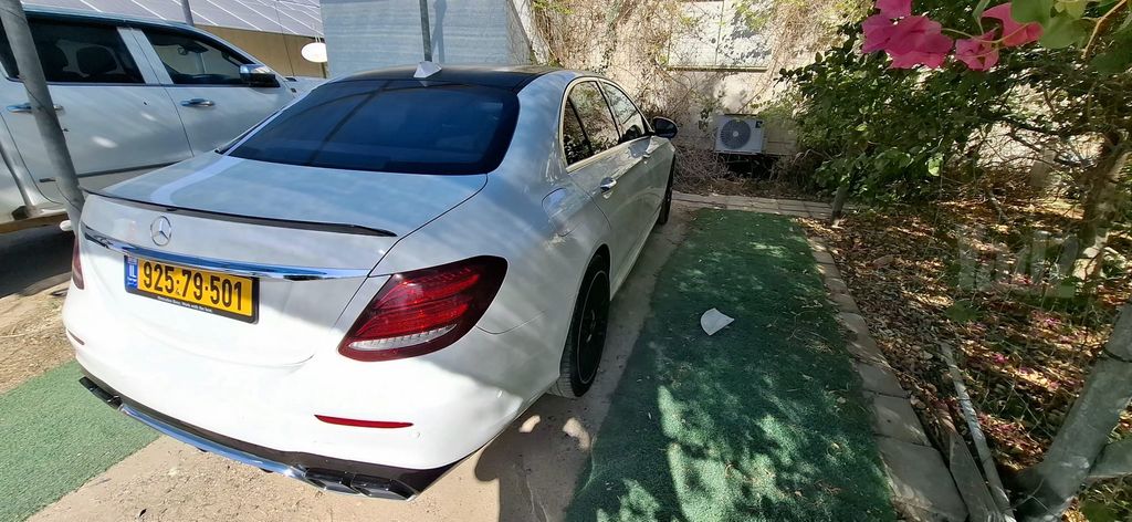 מרצדס-בנץ E-class