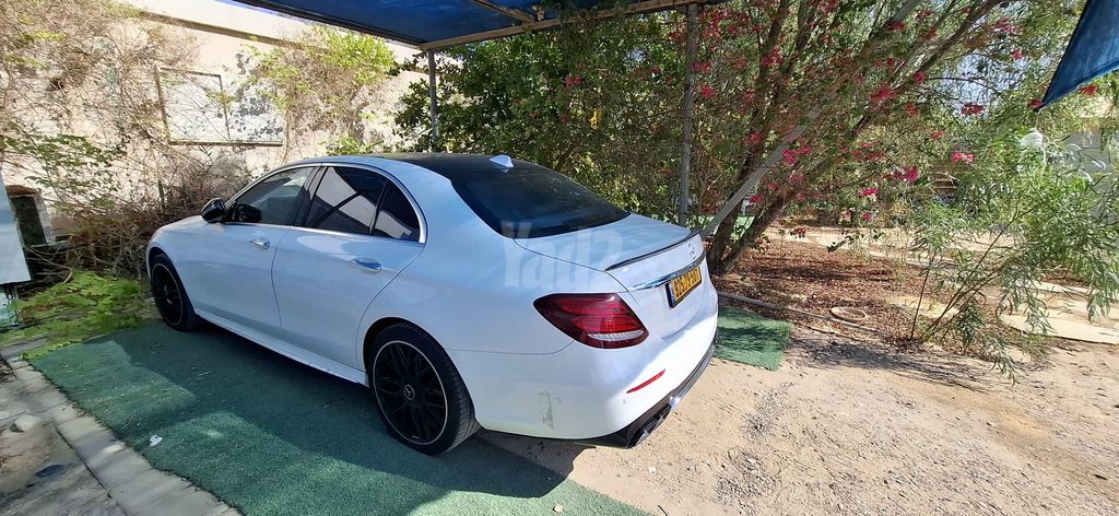 מרצדס-בנץ E-class