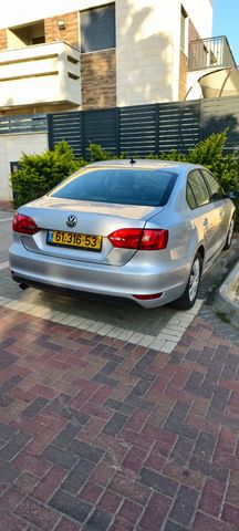 מודעת רכב פולקסווגן ג'טה 