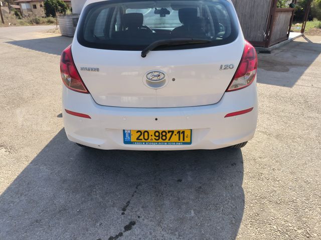יונדאי i20