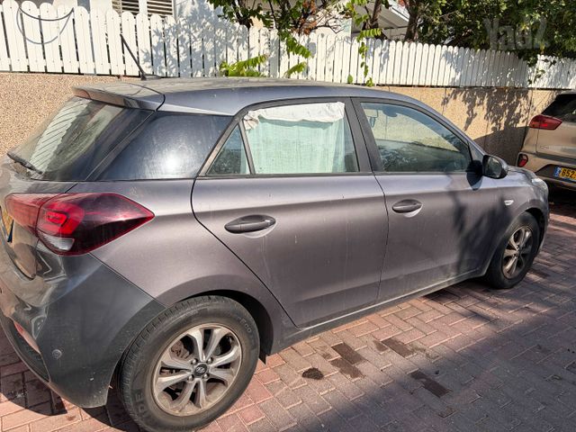יונדאי i20