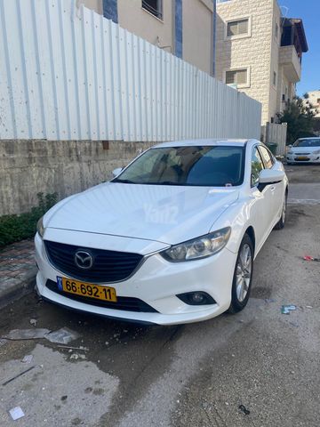 מודעת רכב מאזדה 6