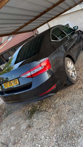 מודעת רכב סקודה סופרב