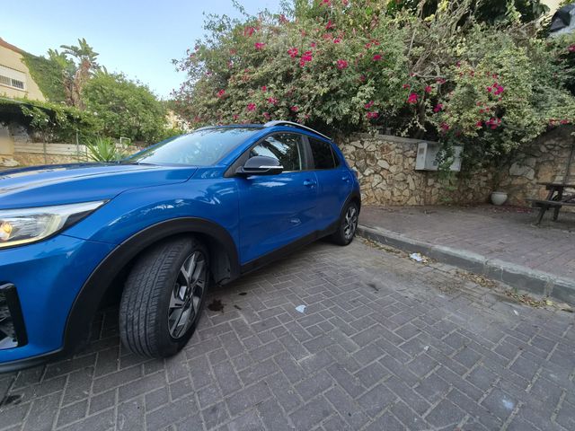 קיה סטוניק