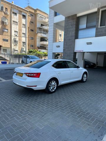סקודה סופרב