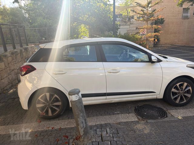 יונדאי i20