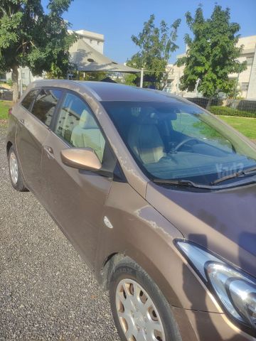יונדאי i30