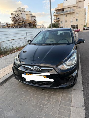 יונדאי אקסנט i25