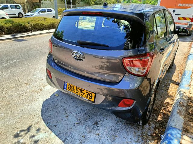 יונדאי i10