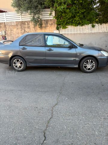 מודעת רכב מיצובישי לנסר