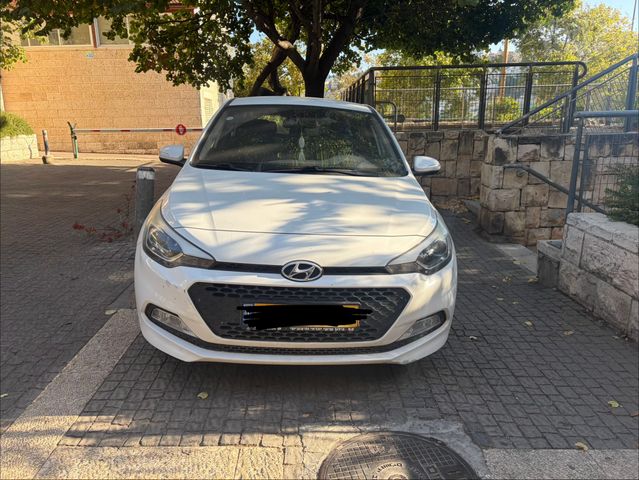 יונדאי i20