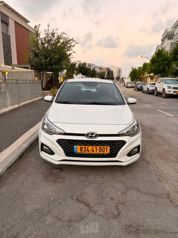 מודעת רכב יונדאי i20