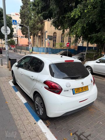 פיג'ו 208
