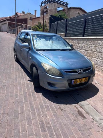 יונדאי i30