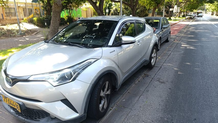 טויוטה C-HR