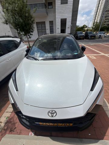 טויוטה C-HR