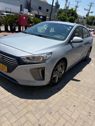 יונדאי איוניק