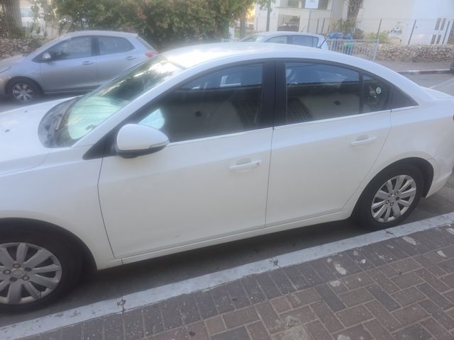 קרוז LT אוט׳ סדאן 4 דל 1.4 (140 כ״ס)