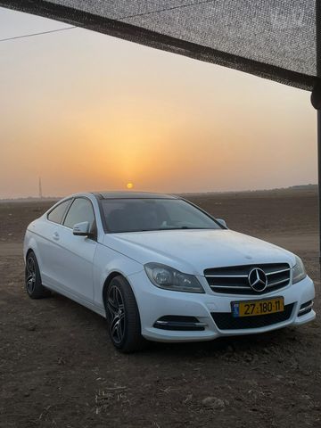 מודעת רכב מרצדס-בנץ C-class