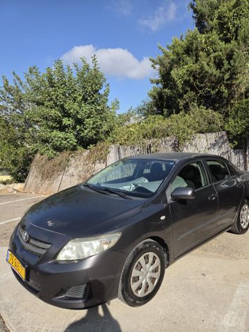 טויוטה קורולה