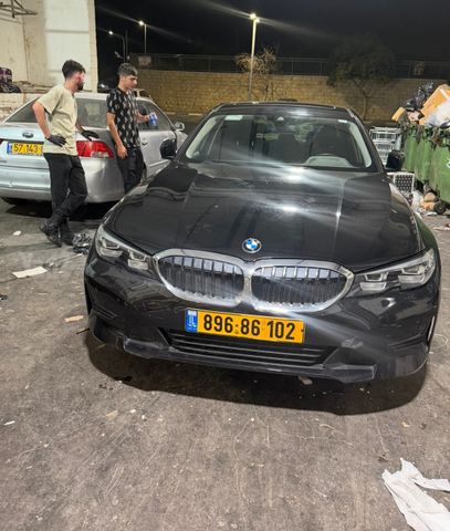 מודעת רכב ב מ וו סדרה 3